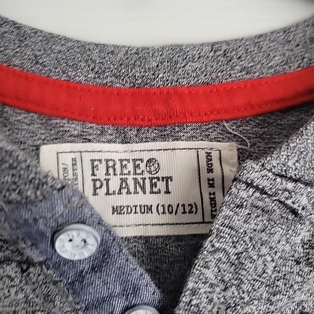 Free Planet Boy's Shirt - Picture 4 of 10